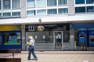 1-21 West Walk, Yate en alquiler Foto del edificio- Imagen 1 de 2