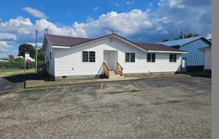 604 1st Ave S, Nitro, WV en alquiler - Foto principal - Imagen 1 de 1