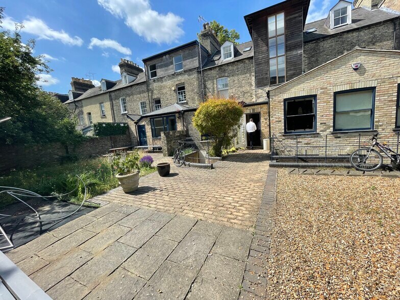 85 Hills Rd, Cambridge en alquiler - Foto del edificio - Imagen 2 de 8