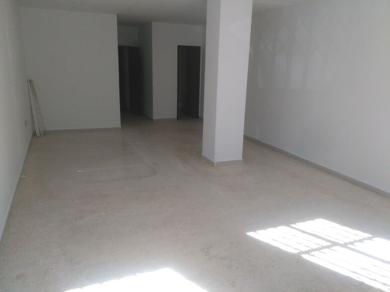 Local en Cáceres en alquiler - Foto del edificio - Imagen 1 de 7