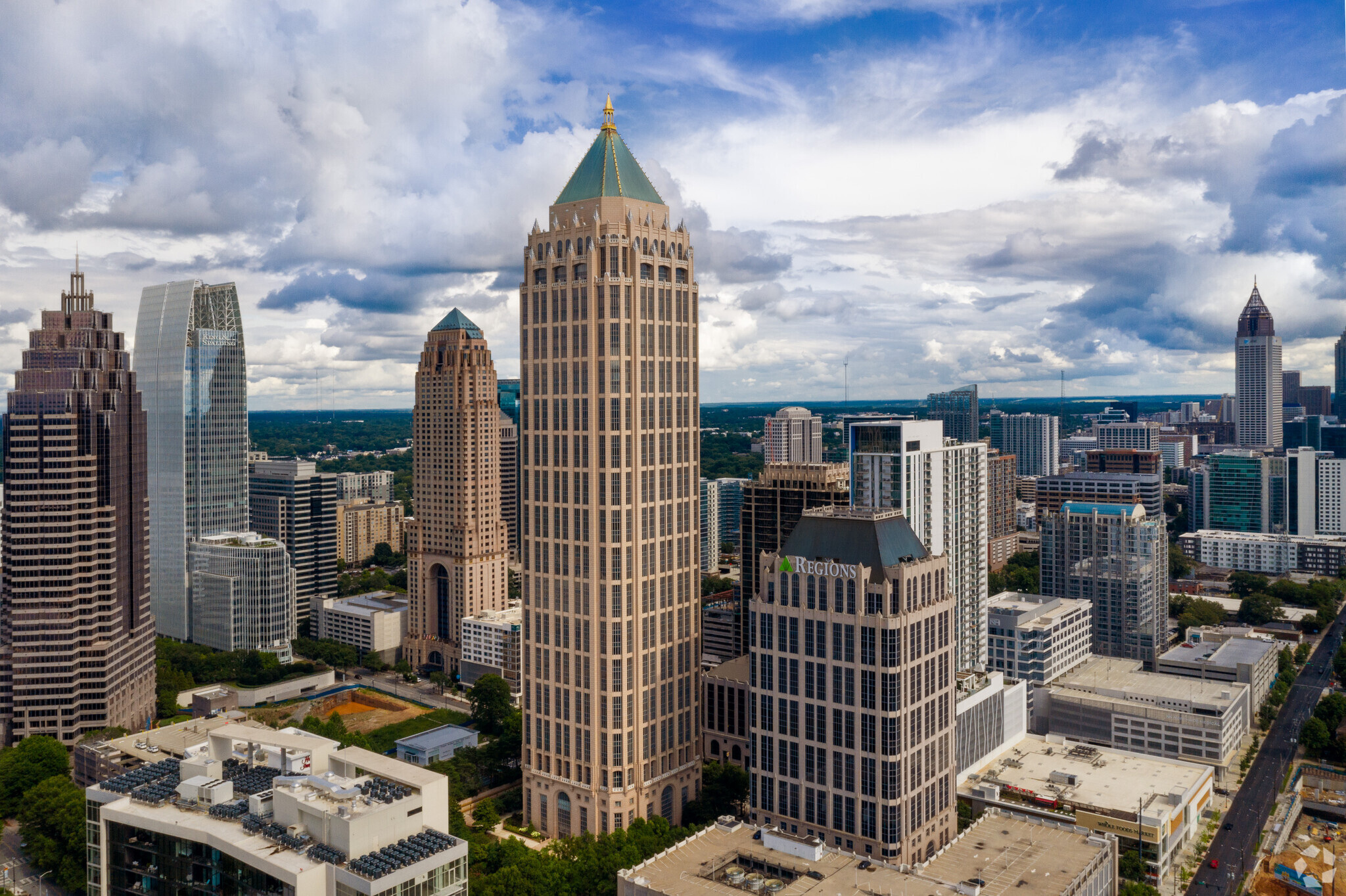 1201 W Peachtree St NW, Atlanta, GA en alquiler Foto del edificio- Imagen 1 de 21