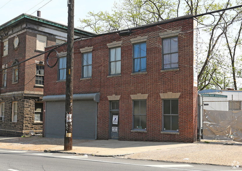 212 W Roberts Ave, Philadelphia, PA en alquiler - Foto del edificio - Imagen 1 de 7