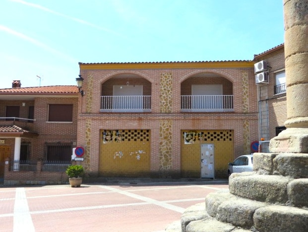 Edificio residencial en San Román de los Montes, Toledo en venta - Foto principal - Imagen 1 de 2