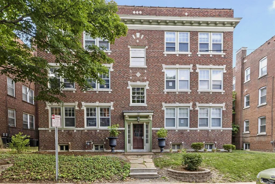 757 Syracuse Ave, Saint Louis, MO en venta - Foto del edificio - Imagen 2 de 28