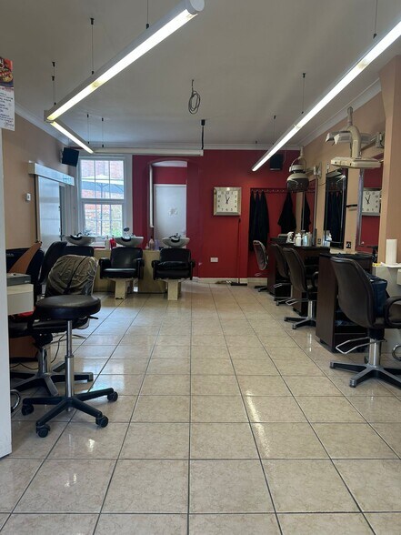 74 Tavistock St, Bedford en venta - Foto del interior - Imagen 2 de 6