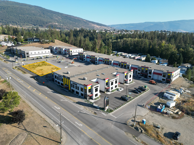 4960 Silver Star Rd, Vernon, BC en alquiler - Foto del edificio - Imagen 1 de 1