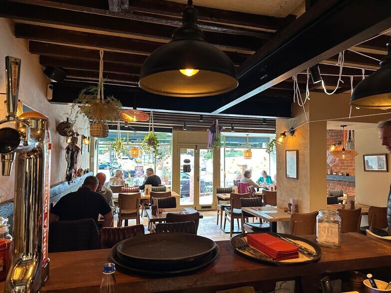 1 Station Hill, Cookham, Maidenhead en venta - Foto del edificio - Imagen 3 de 6