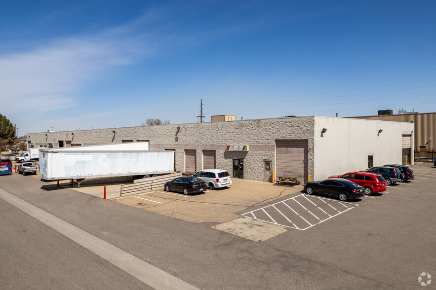 6000 E 58th Ave, Commerce City, CO en alquiler - Foto del edificio - Imagen 3 de 17