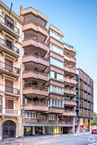Carrer Gran de Gràcia, Barcelona, Barcelona en venta - Foto principal - Imagen 1 de 1