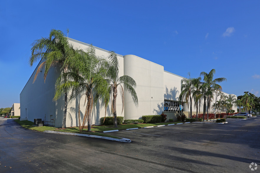 5535-5545 NW 35th Ave, Fort Lauderdale, FL en alquiler - Foto principal - Imagen 1 de 8