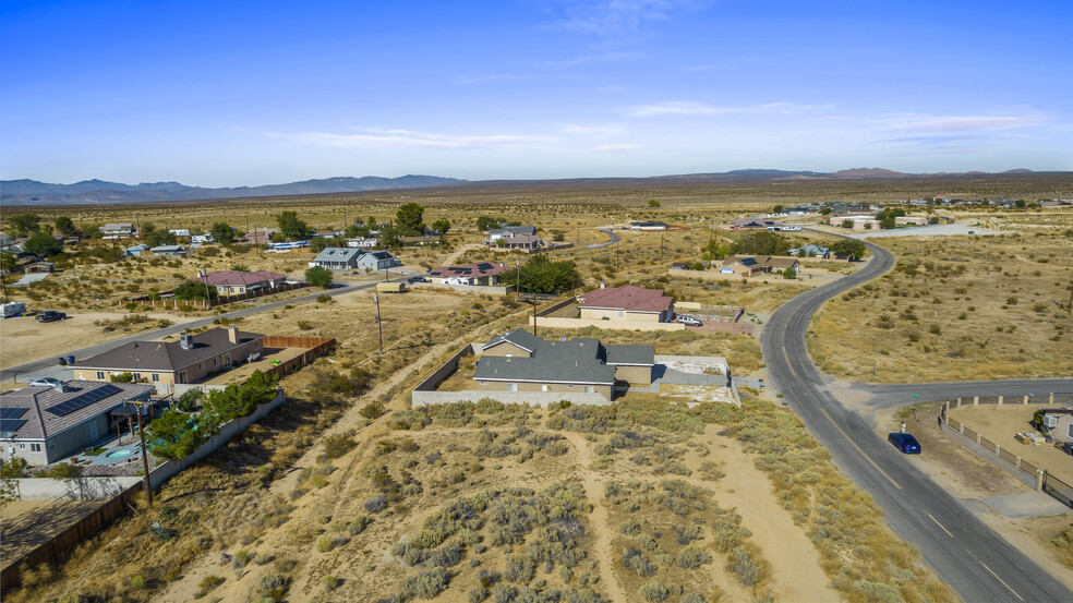 21791 Calhoun Dr, California City, CA en venta - Foto del edificio - Imagen 3 de 7