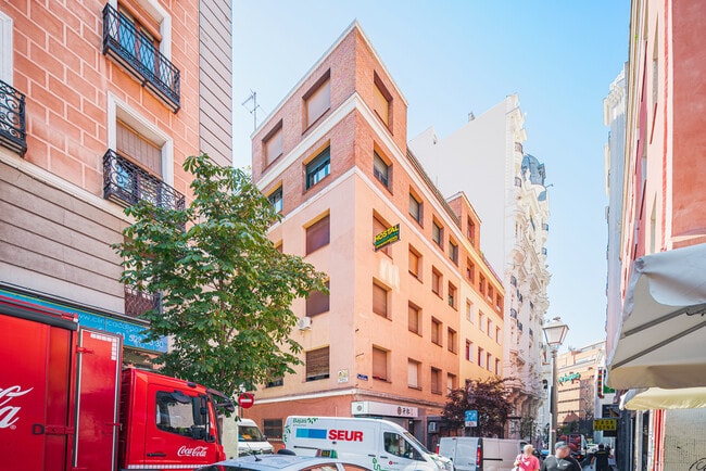 Más detalles de Calle Concepción Arenal, 6, Madrid - Edificio residencial​ en venta