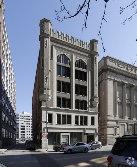 230 E Ohio St, Indianapolis, IN en alquiler - Foto del edificio - Imagen 1 de 7