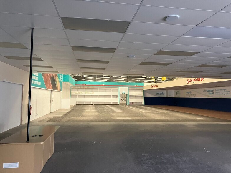 Dowlais Top Retail Merthyr Tydfil CF48 2TA Park, Merthyr Tydfil en alquiler - Foto del interior - Imagen 3 de 4