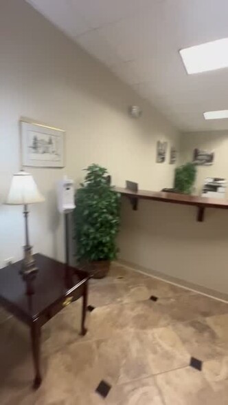 1311 S Main St, Mount Airy, MD en alquiler - Vídeo de anuncio comercial - Imagen 3 de 16