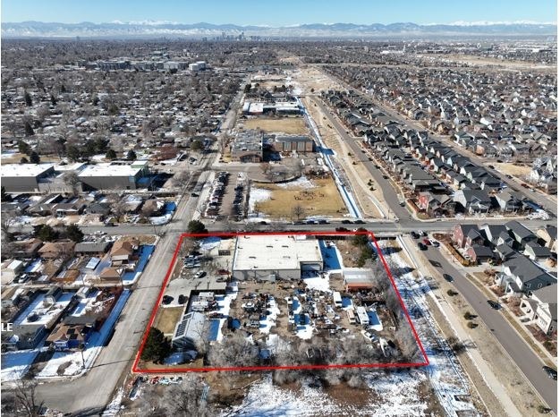 10605 E 25th Ave, Aurora, CO en venta - Foto del edificio - Imagen 2 de 3