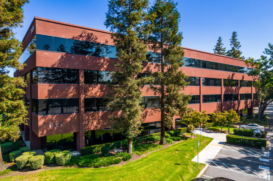 1900 McCarthy Blvd, Milpitas, CA en alquiler - Foto del edificio - Imagen 1 de 9