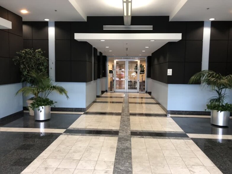 6000 Metrowest Blvd, Orlando, FL en venta - Vídeo de anuncio comercial - Imagen 2 de 63