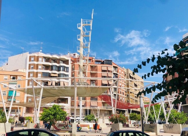 Más detalles de Pla?A Obispo Siuri, 2, Elche - Local en alquiler