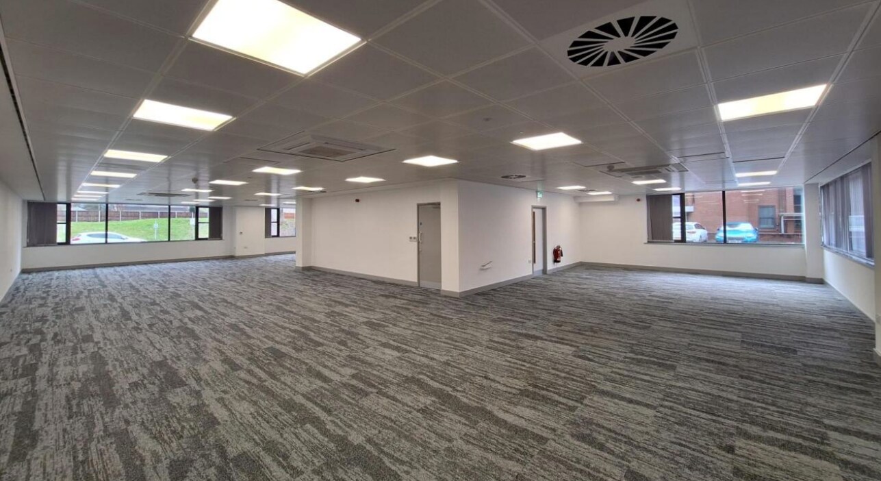 Barnett Way, Gloucester, GLS GL4 3RT - Unidad 18C -  - Foto del interior - Image 1 of 4