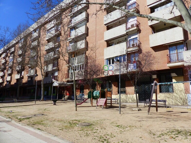 Oficina en Guadalajara, Guadalajara en alquiler - Foto del edificio - Imagen 2 de 2
