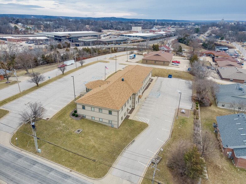 2023 St. Mary's Blvd, Jefferson City, MO en venta - Foto del edificio - Imagen 3 de 50