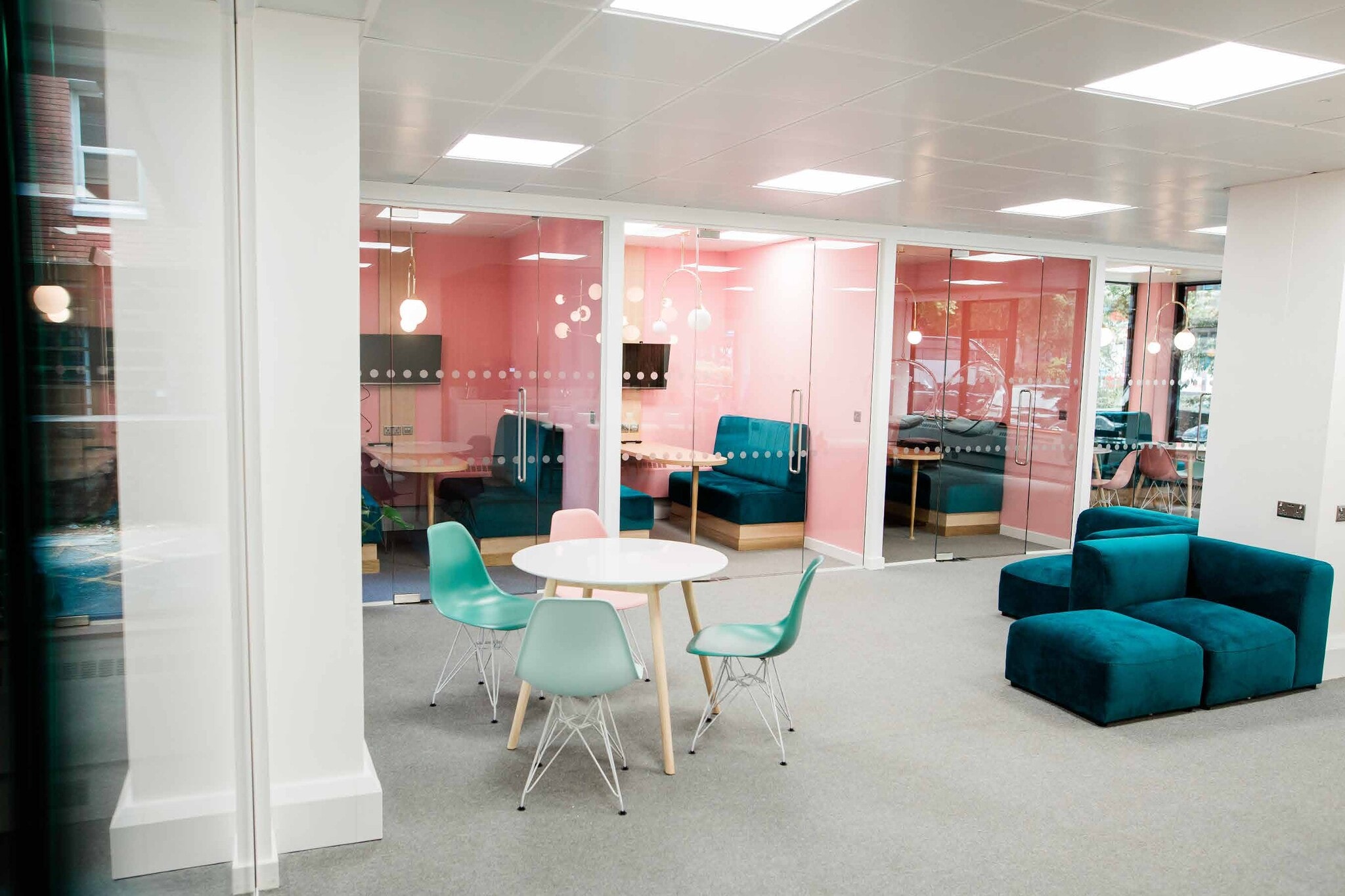 12 Cathedral Rd, Cardiff en alquiler Foto del interior- Imagen 1 de 13