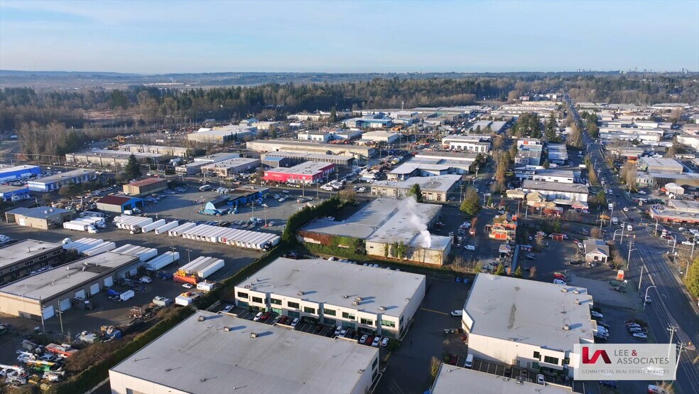 9520 192nd St, Surrey, BC en alquiler - Vídeo de anuncio comercial - Imagen 2 de 30