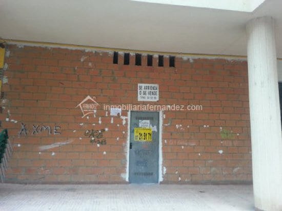Local en Cáceres, Cáceres en alquiler - Foto del edificio - Imagen 1 de 2