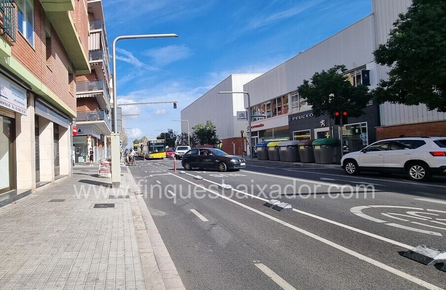 Edificio residencial en Gavà, Barcelona en venta - Foto del edificio - Imagen 3 de 4