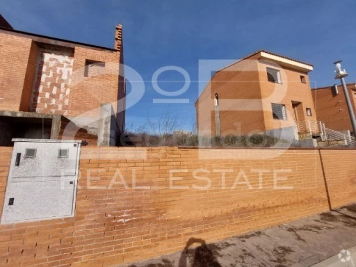 Terrenos en Almorox, Toledo en venta - Foto del edificio - Imagen 2 de 8