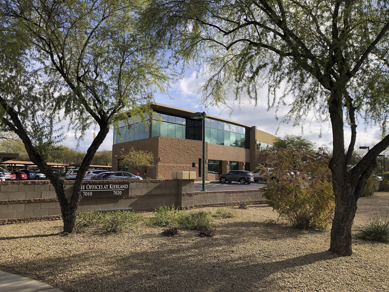 7010 E Acoma Dr, Scottsdale, AZ en alquiler - Foto del edificio - Imagen 1 de 17