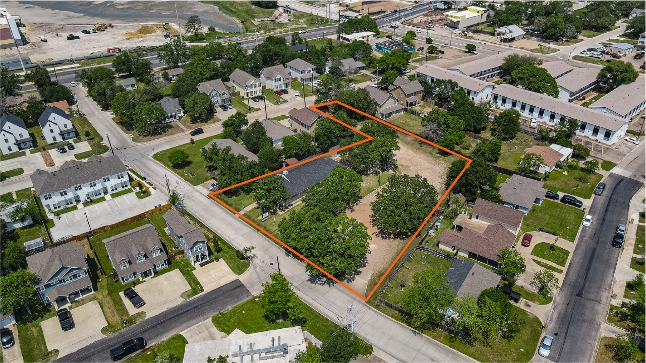 3205 Lakeview St, Bryan, TX en venta Foto principal- Imagen 1 de 1