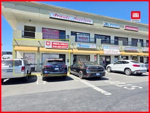 14435 Sherman Way, Van Nuys, CA en alquiler Foto del interior- Imagen 1 de 10