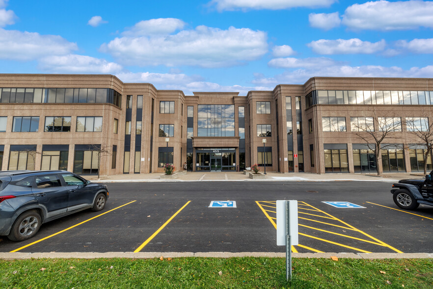 455 Boul Fénelon, Dorval, QC en alquiler - Foto del edificio - Imagen 1 de 4