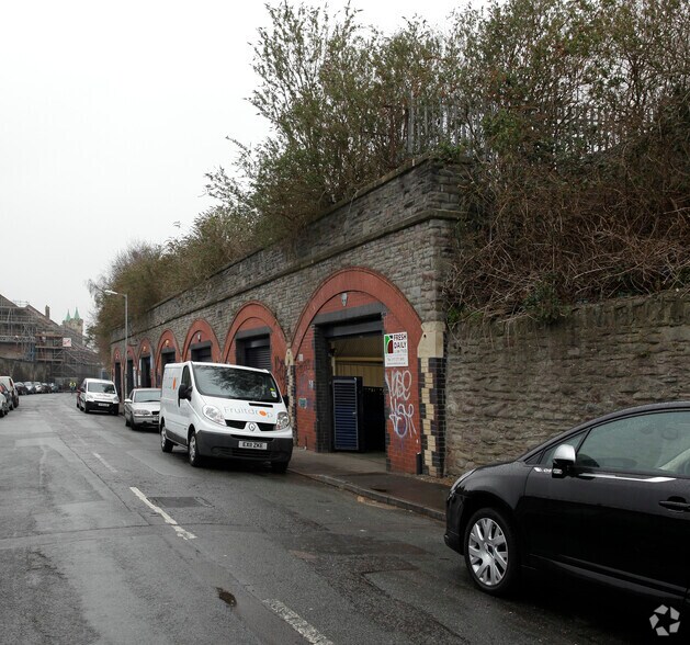 Silverthorne Ln, Bristol en alquiler - Foto del edificio - Imagen 2 de 2