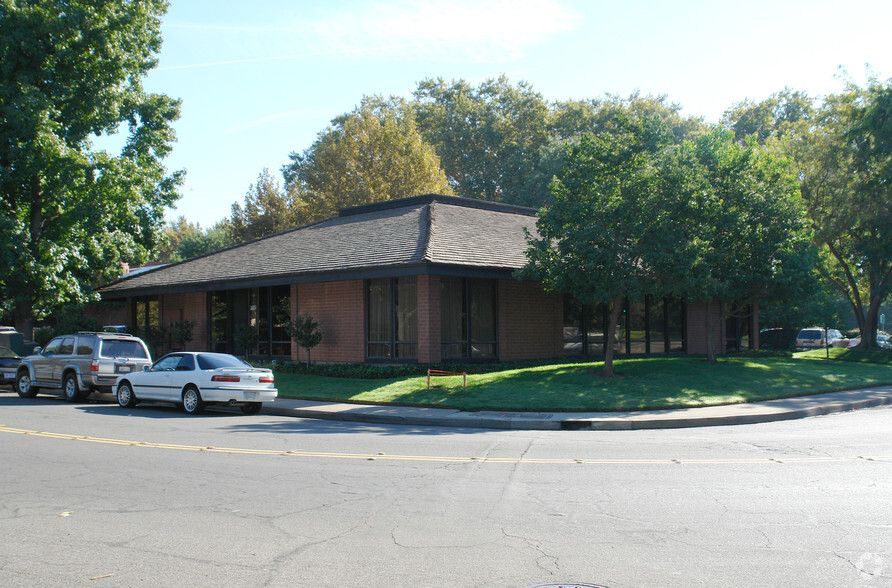 185-195 Cadillac Dr, Sacramento, CA en alquiler - Foto del edificio - Imagen 1 de 3