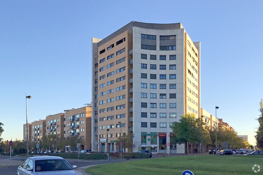 Edificio residencial en Alcorcón, Madrid en venta - Foto del edificio - Imagen 2 de 2