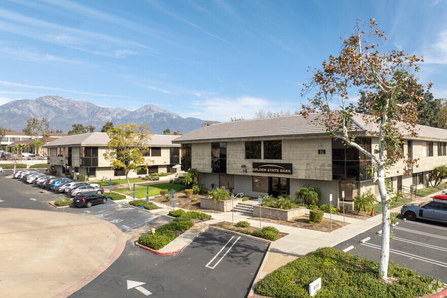 870 N Mountain Ave, Upland, CA en alquiler - Foto del edificio - Imagen 1 de 6