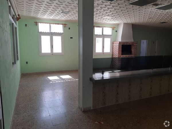 Calle Iglesia, 17, Navaluenga, AVI 05100 - Unidad Puerta 0D -  - Foto del interior - Image 1 of 6