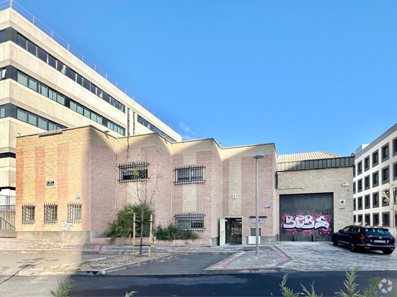 Nave en Madrid, Madrid en venta - Foto principal - Imagen 1 de 1