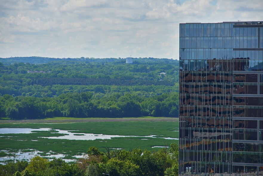 7900 International Dr, Bloomington, MN en alquiler - Foto del edificio - Imagen 2 de 10