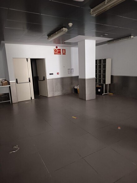 Local en Córdoba en alquiler - Foto del interior - Imagen 3 de 5