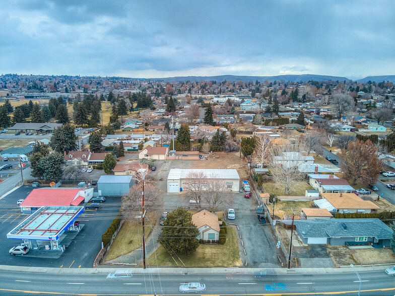 3703 W Nob Hill Blvd, Yakima, WA en alquiler - Foto del edificio - Imagen 2 de 24