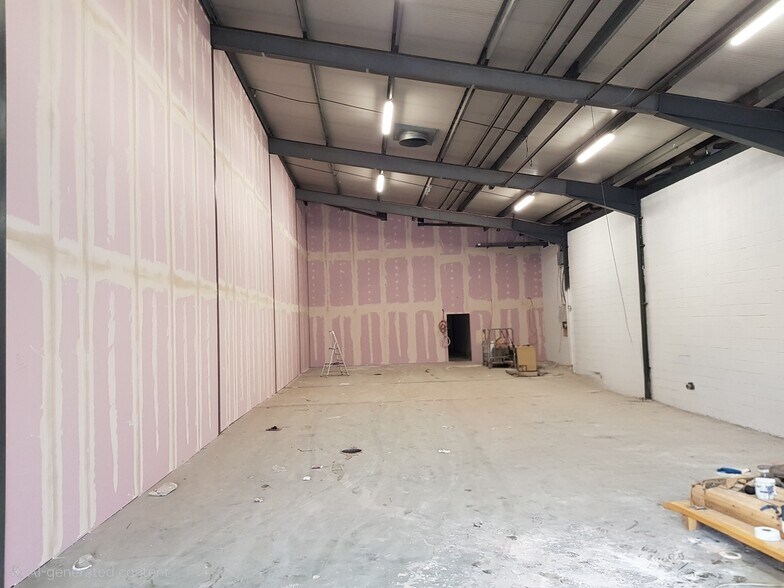 7 Edgefield Rd, Loanhead en alquiler - Foto del edificio - Imagen 3 de 8