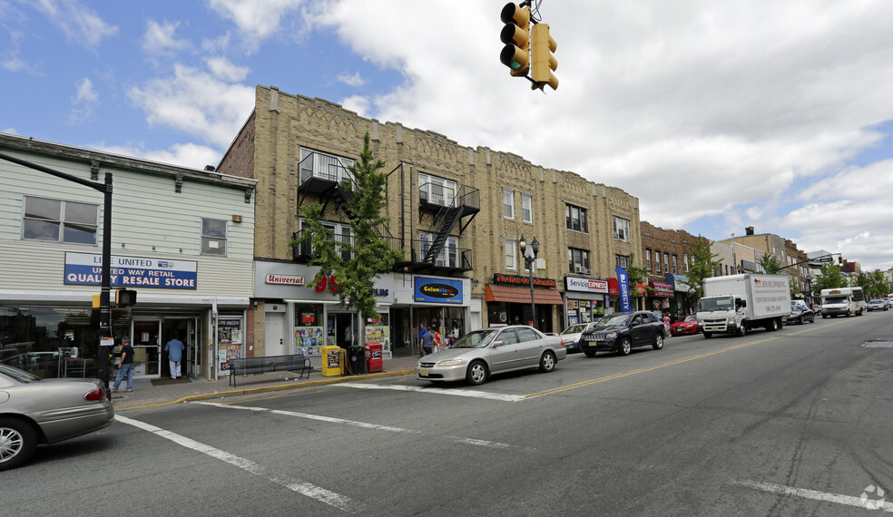 6509 Bergenline Ave, West New York, NJ en venta - Foto del edificio - Imagen 3 de 7