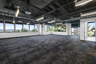 250 E Olive Ave, Burbank, CA en alquiler Foto del interior- Imagen 2 de 11