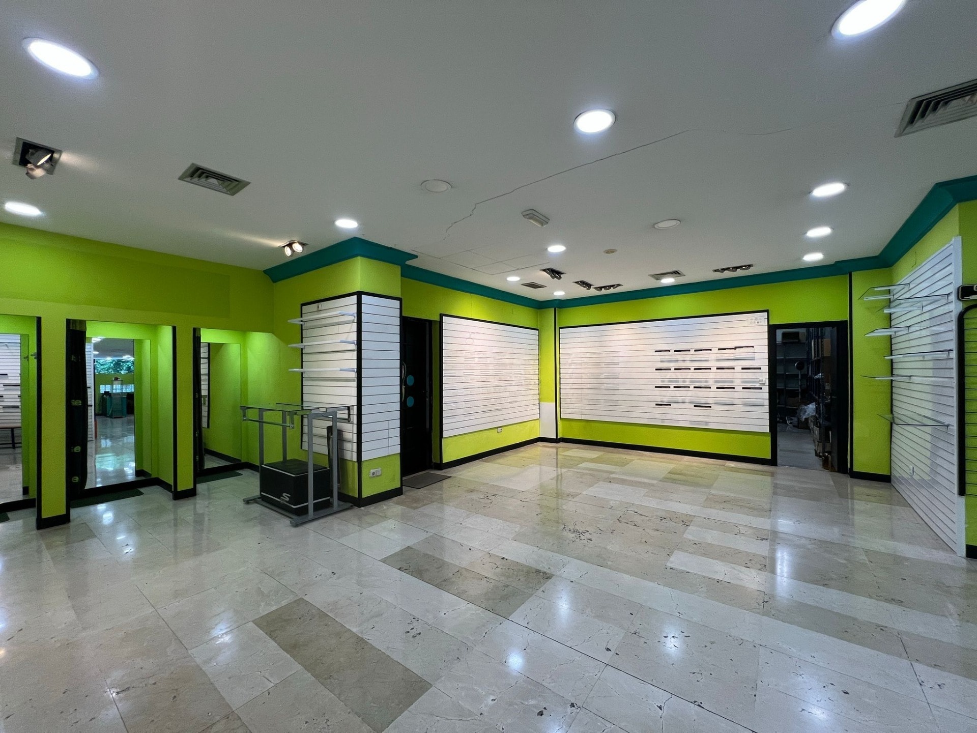 Local en Cáceres, Cáceres en alquiler Foto del interior- Imagen 1 de 16