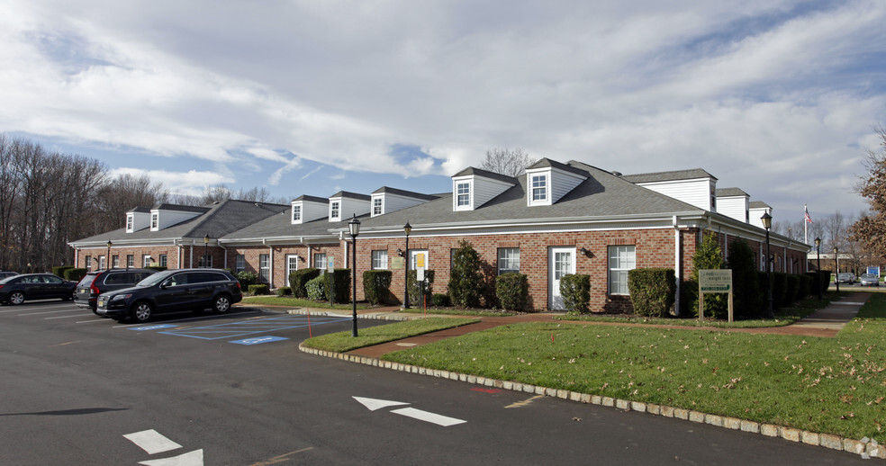 180 Avenue at the Cmn, Shrewsbury, NJ en alquiler - Foto principal - Imagen 1 de 2