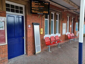 Más detalles de 4 Stockport Rd, Stockport - Local en alquiler